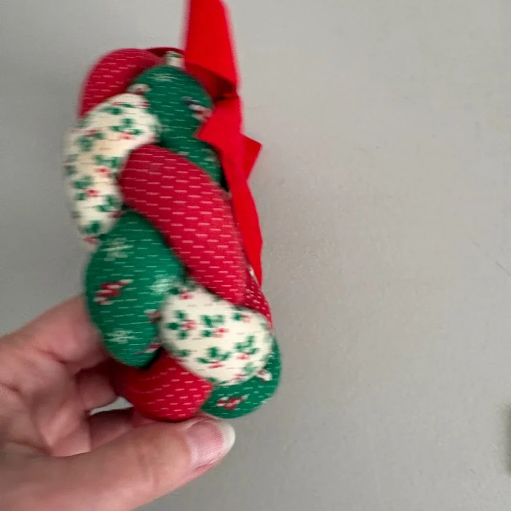 VTG Handmade Fabric Braided Christmas Wreath Ornament Red Velvet Bow 5.5